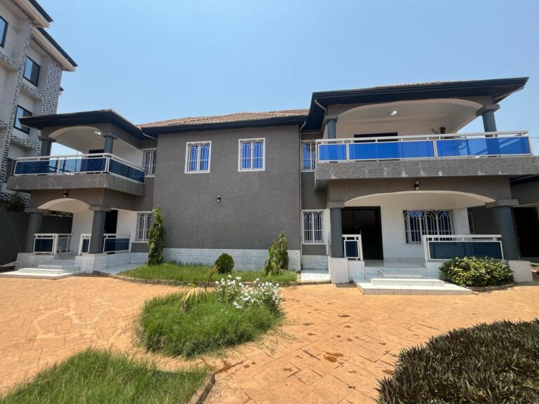 Duplex à Kountia)Conntéyah
